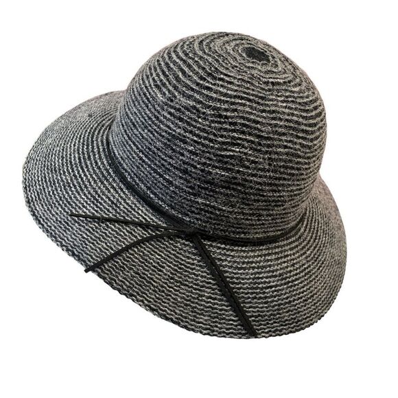 Gray hat - Picture 1 of 6